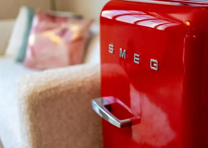 Casiola - Chic With Garden In