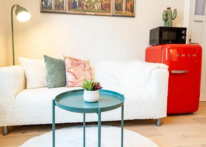 Сasa de vacaciones Casiola - Chic With Garden In