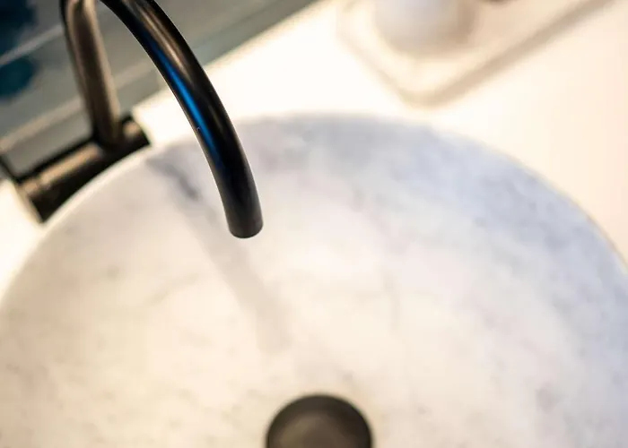 Casiola - Chic With Garden In